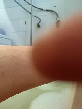 Snapshot of Treport84 chatting on 11-21-25, 02:16 Treport84 online show from 11-21-25, 02:16