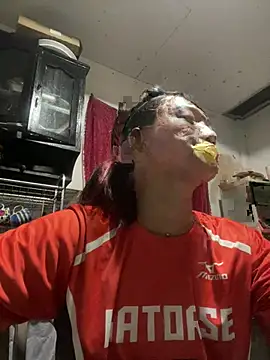 cassie cakes online show from 04-27-26, 10:24