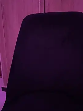 Snapshot of asile21 chatting on 10-10-25, 05:28 asile21 online show from 10-10-25, 05:28