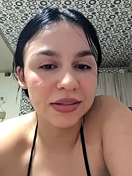 Snapshot of Daniela-rosee chatting on 03-31-26, 03:41 Daniela-rosee online show from 03-31-26, 03:41