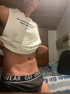 camiloyks online show from 02-10-26, 03:21