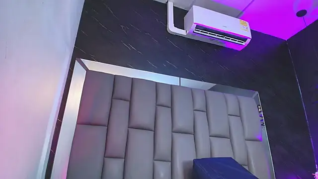 kissme luna online show from 11-21-25, 07:01