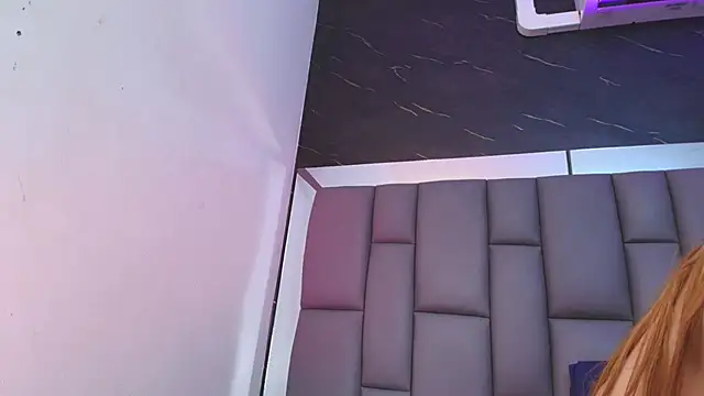 kissme luna online show from 11-25-25, 07:03