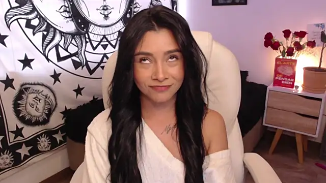 MarilynWhite  online show from 11-05-25, 10:10