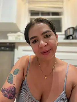 Snapshot of Gringo_XXX_Latina chatting on 07-27-26, 03:46 Gringo XXX Latina online show from 07-27-26, 03:46