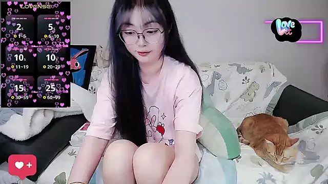 baby-yaya20 online show from 10-30-25, 11:44