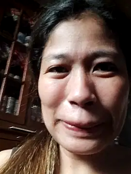 Snapshot of Sweet_Asian25 chatting on 07-15-26, 10:04 Sweet Asian25 online show from 07-15-26, 10:04