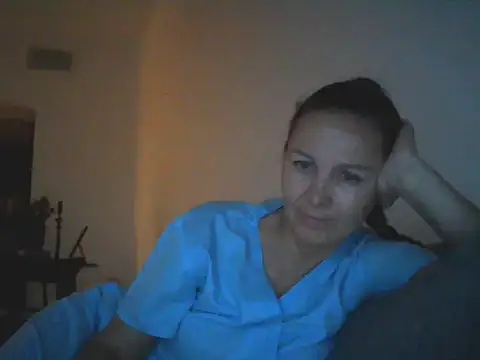 Avelinii online show from 05-11-26, 03:07