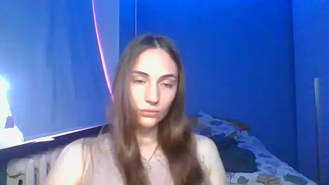 Snapshot of Zulenaa chatting on 07-13-26, 05:49 Zulenaa online show from 07-13-26, 05:49