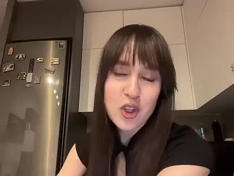 Snapshot of Ruviraa chatting on 07-12-26, 07:38 Ruviraa online show from 07-12-26, 07:38