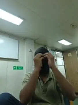 Snapshot of samundarwala1 chatting on 06-03-26, 08:03 samundarwala1 online show from 06-03-26, 08:03