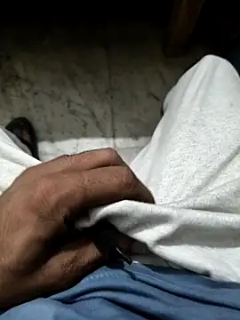 Snapshot of theindianjason chatting on 10-28-25, 05:04 theindianjason online show from 10-28-25, 05:04