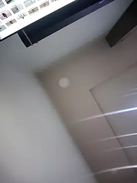 Snapshot of ZoroArcher chatting on 09-10-25, 12:05 ZoroArcher online show from 09-10-25, 12:05