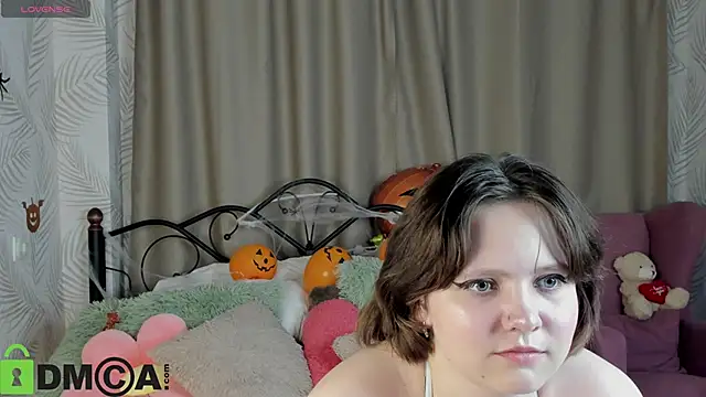 Mila  Cutee online show from 10-30-25, 09:22