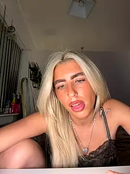 BlondeBetty online show from 11-25-25, 09:59