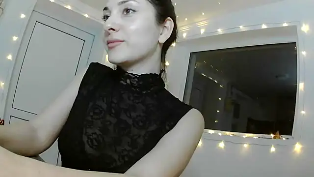 Snapshot of Ulvaya chatting on 08-01-26, 12:32 Ulvaya online show from 08-01-26, 12:32