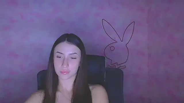 Snapshot of AlisaBubbles chatting on 09-25-25, 05:22 AlisaBubbles online show from 09-25-25, 05:22