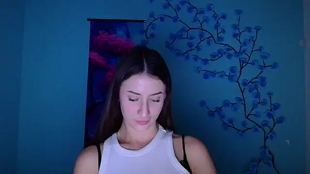 Snapshot of AlisaBubbles chatting on 11-24-25, 01:11 AlisaBubbles online show from 11-24-25, 01:11