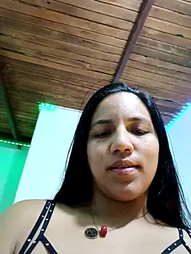 Snapshot of girlpee chatting on 12-01-25, 01:05 girlpee online show from 12-01-25, 01:05