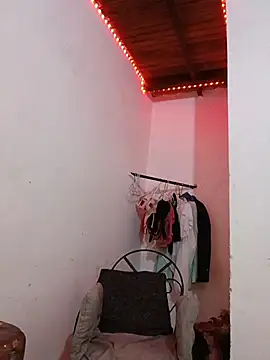 Snapshot of girlpee chatting on 01-15-26, 02:38 girlpee online show from 01-15-26, 02:38