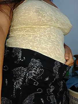 Snapshot of girlpee chatting on 01-16-26, 10:41 girlpee online show from 01-16-26, 10:41