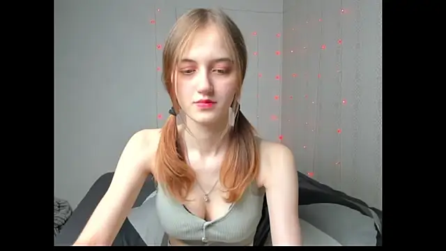 Snapshot of dreamy_pollyyy chatting on 03-30-26, 03:57 dreamy pollyyy online show from 03-30-26, 03:57