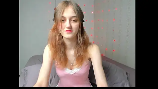 Snapshot of dreamy_pollyyy chatting on 04-08-26, 04:51 dreamy pollyyy online show from 04-08-26, 04:51