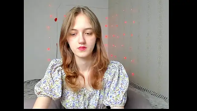 Snapshot of dreamy_pollyyy chatting on 05-12-26, 06:05 dreamy pollyyy online show from 05-12-26, 06:05