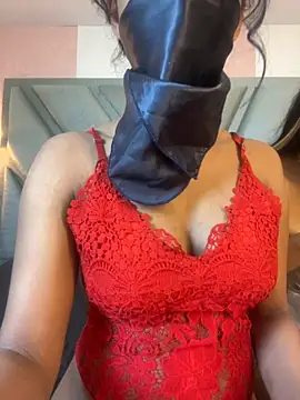 Snapshot of ElJardinEspanol chatting on 09-28-25, 11:48 ElJardinEspanol online show from 09-28-25, 11:48