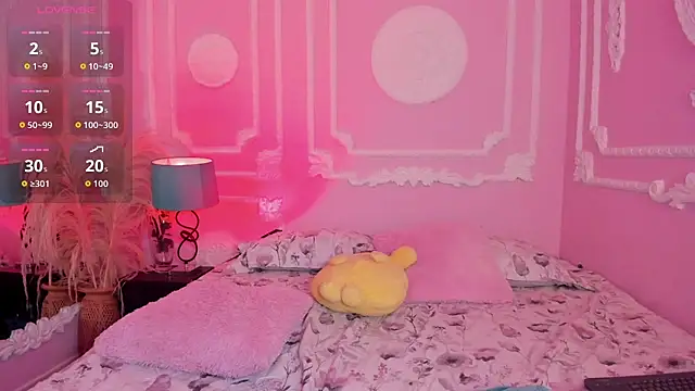 Snapshot of EmilyBorch chatting on 11-07-25, 12:38 EmilyBorch online show from 11-07-25, 12:38