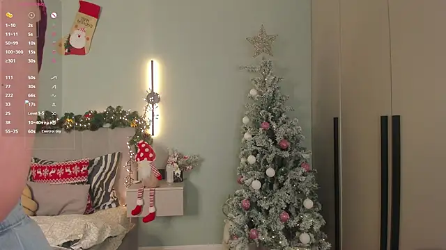 Snapshot of EmelySwickheimer chatting on 01-19-26, 07:12 EmelySwickheimer online show from 01-19-26, 07:12