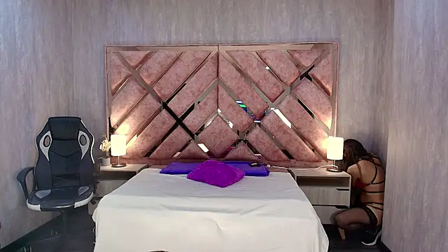 ANABELL BROWN online show from 11-11-25, 07:36