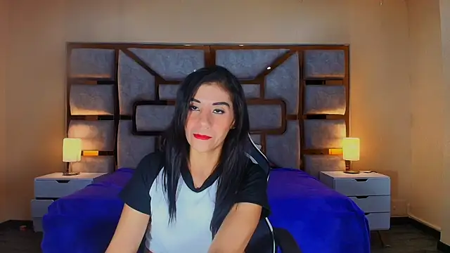ANABELL BROWN online show from 05-19-26, 01:28