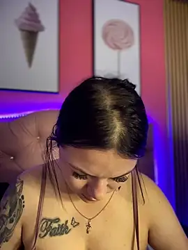 Megaan  More online show from 11-09-25, 03:27