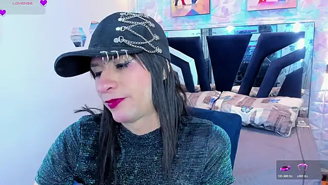 Charlotte Landry   online show from 02-05-26, 04:33