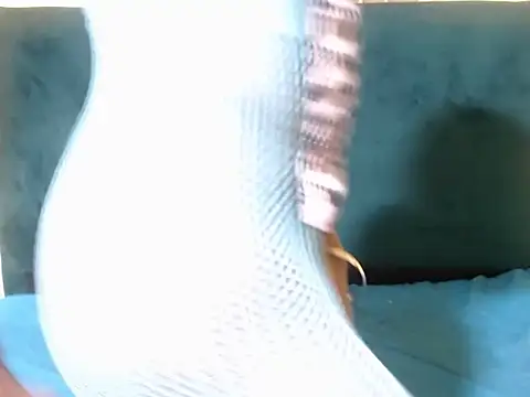 Snapshot of Freaky-Nicky18 chatting on 10-25-25, 08:33 Freaky-Nicky18 online show from 10-25-25, 08:33