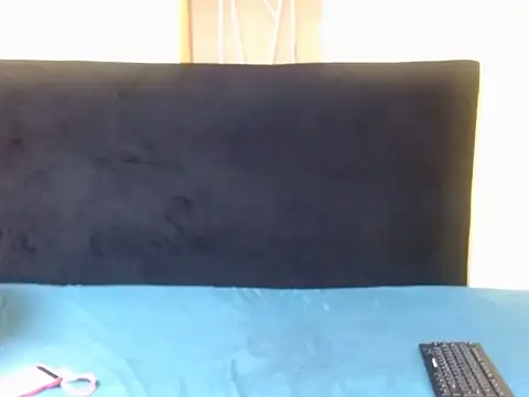 Snapshot of Freaky-Nicky18 chatting on 11-26-25, 06:25 Freaky-Nicky18 online show from 11-26-25, 06:25