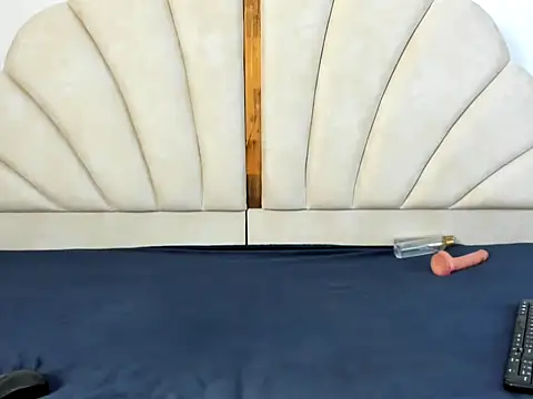 Kimberly TaylorX online show from 09-18-25, 07:49