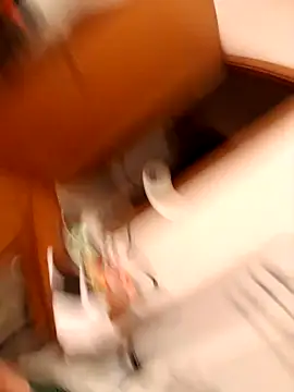 Snapshot of Ara29 chatting on 10-30-25, 07:36 Ara29 online show from 10-30-25, 07:36