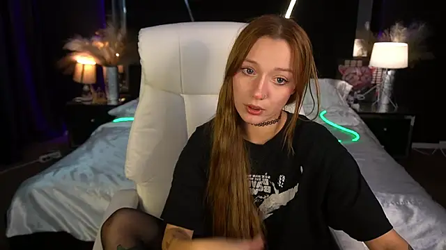 FoxyMayy online show from 11-07-25, 08:42