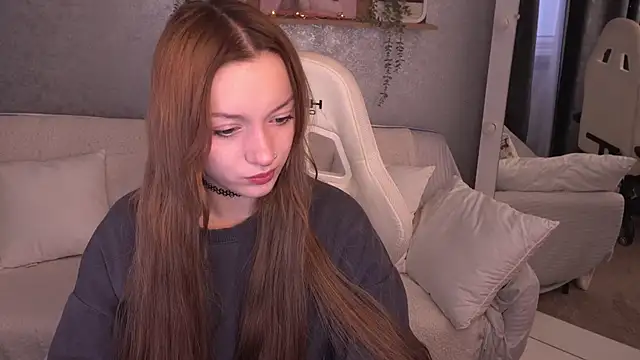 FoxyMayy online show from 12-05-25, 06:11