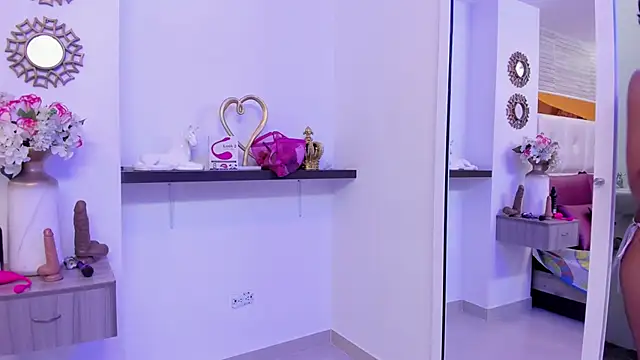 Leslie Bussh  online show from 04-10-26, 11:48