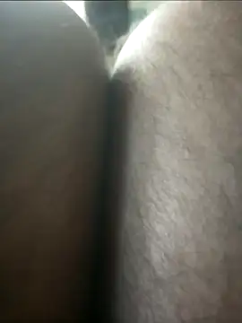 Snapshot of newindiancam chatting on 12-21-25, 07:37 newindiancam online show from 12-21-25, 07:37