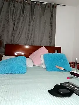 ZARAY 1118 online show from 04-12-26, 12:48