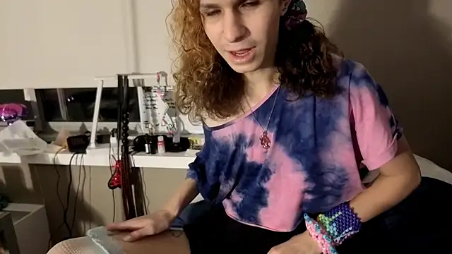 cuddlyavenue online show from 11-03-25, 02:46