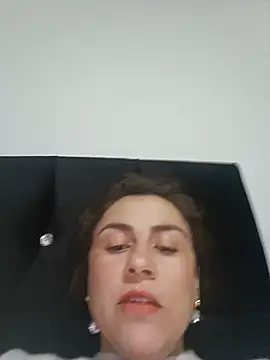 vanessa-titisM online show from 06-04-26, 02:17