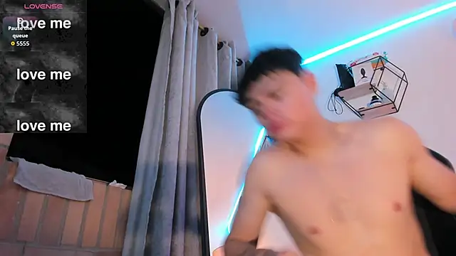 Snapshot of Im_Juaniito chatting on 09-15-25, 02:00 Im Juaniito online show from 09-15-25, 02:00