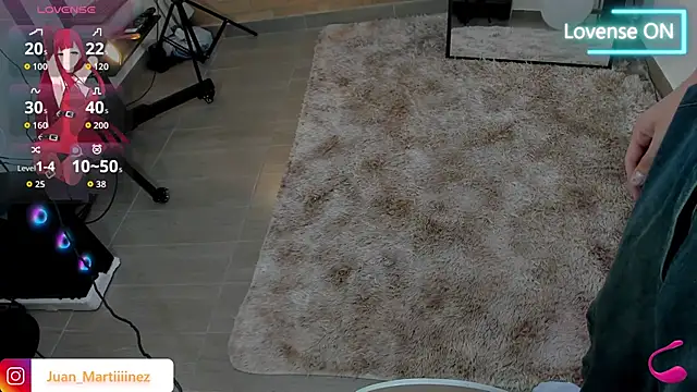 Snapshot of Im_Juaniito chatting on 10-13-25, 02:44 Im Juaniito online show from 10-13-25, 02:44