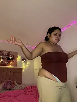 Snapshot of Anabelle_00_ chatting on 06-22-26, 03:08 Anabelle 00 online show from 06-22-26, 03:08