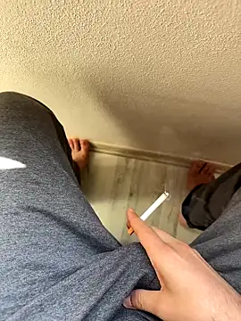 LAZ3R1 online show from 10-22-25, 06:24